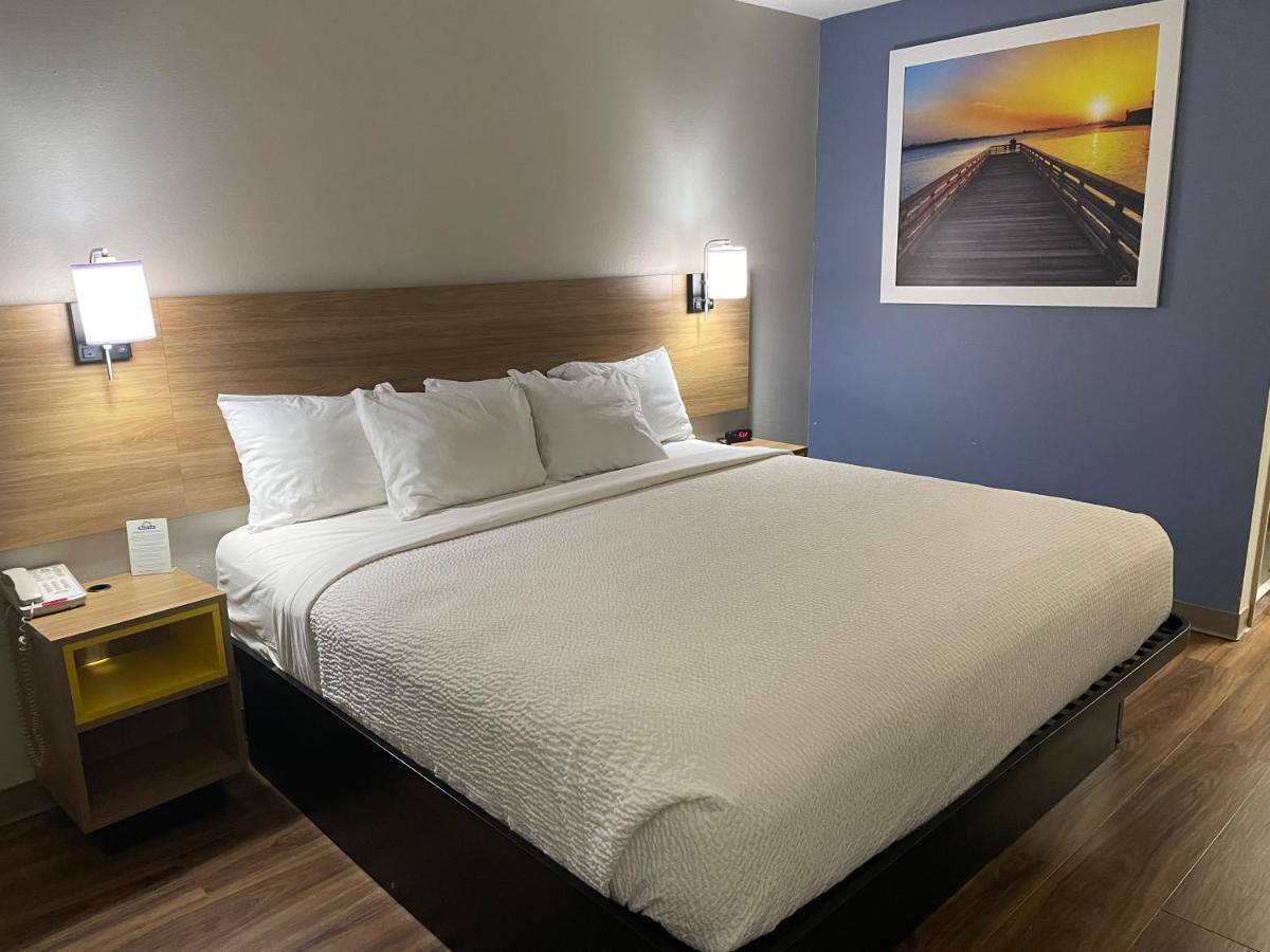 Days Inn By Wyndham Portland/Corpus Christi Bagian luar foto