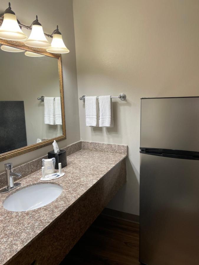 Days Inn By Wyndham Portland/Corpus Christi Bagian luar foto