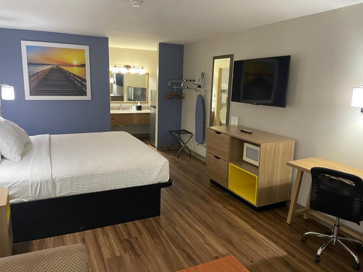 Days Inn By Wyndham Portland/Corpus Christi Bagian luar foto